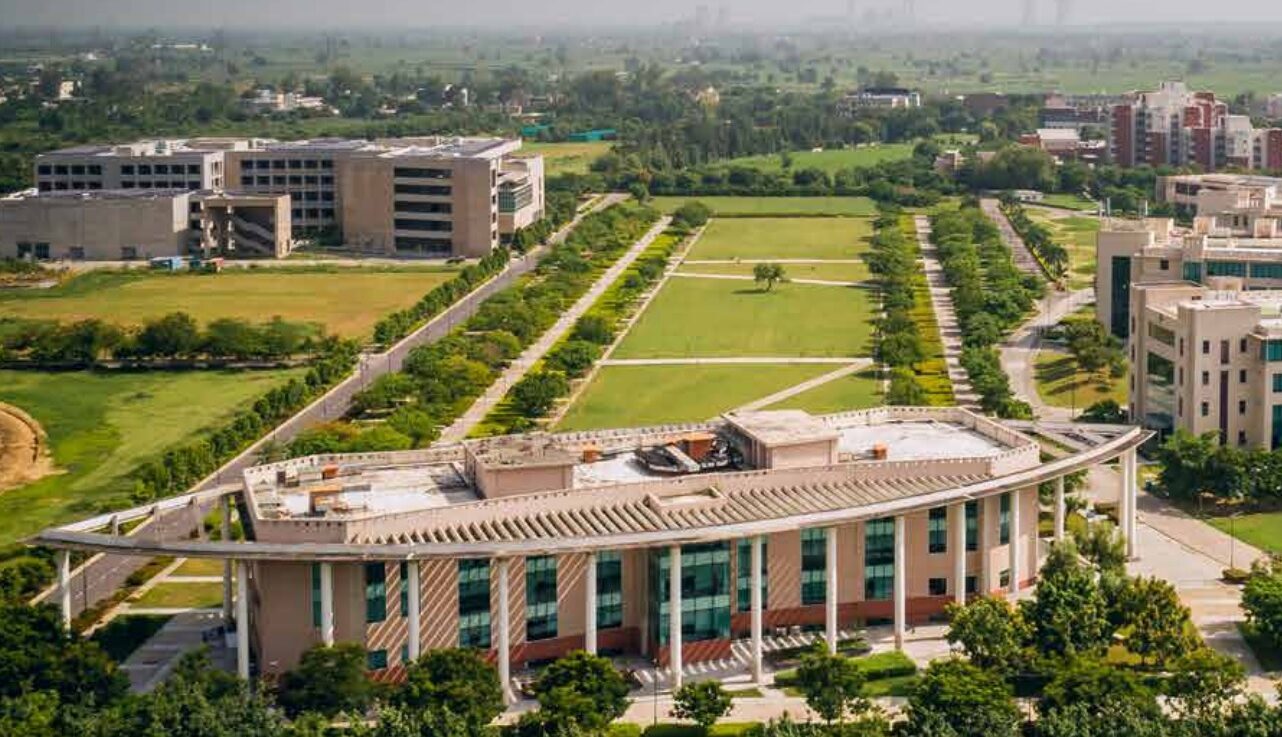 shivnadar university noida